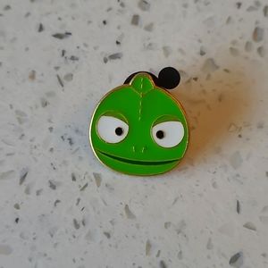 Official Disney Tangled Pascale Chameleon Green Tsum Tsum Character Pin